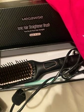 Mega Wise Ionic hair straightener brush