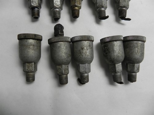 1910s-1920s BRASS ERA TRACTOR ENGINE GREASE FITTINGS GITS BROS 16CT MOST NEW NOS - Picture 2 of 12