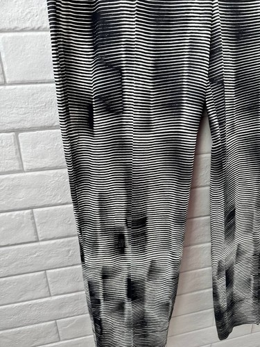 Akris Punto Womens High Rise Pleated Striped Cropped Pants White Black Size 4 - Picture 2 of 16