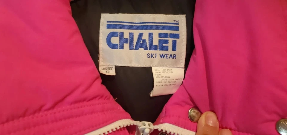 Chaqueta retro Duck Down Fill para mujer pequeña rosa Power Rangers Foto 2 de 4