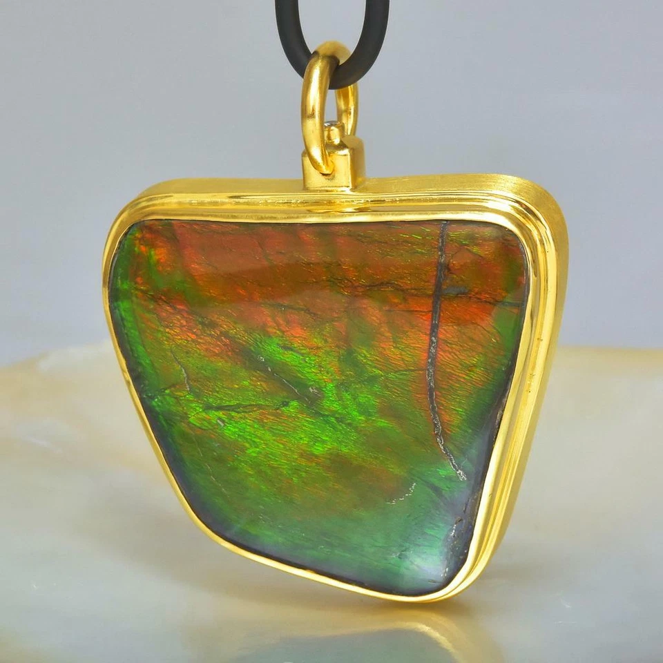 Colgante de oro de 18 quilates Vermeil de ley RARO amonita ammolita y diamante 34,38 g Foto 2 de 4