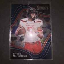 2022 Panini Select Draft Picks #124 Patrick Mahomes II Field Level Blue