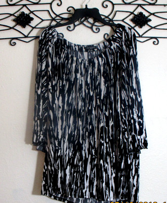 Notations Knit Top Size 3X Black Geometric Long Sleeve Round Neck