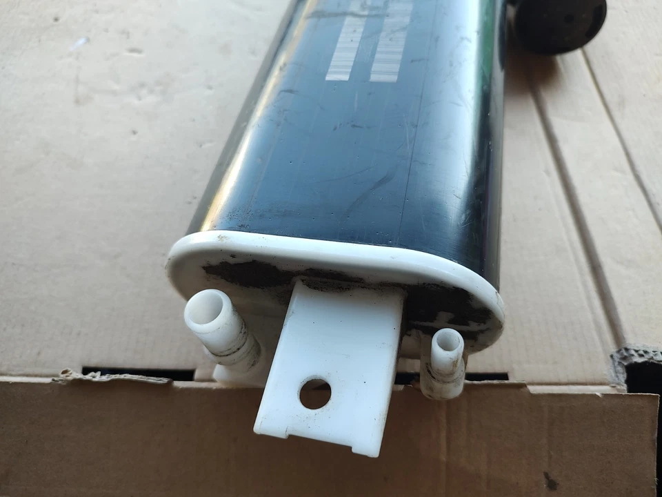 Evaporador de vapor de combustible Dodge Challenger 15-2023 bote de carbón 68342222ac JT7 Foto 4 de 4