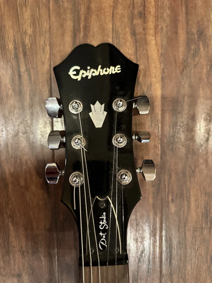 Guitarra Epiphone Dot Studio WB Cuerpo Hueco Negra Incluye Protector de Selección Sin Unir Foto 3 de 4