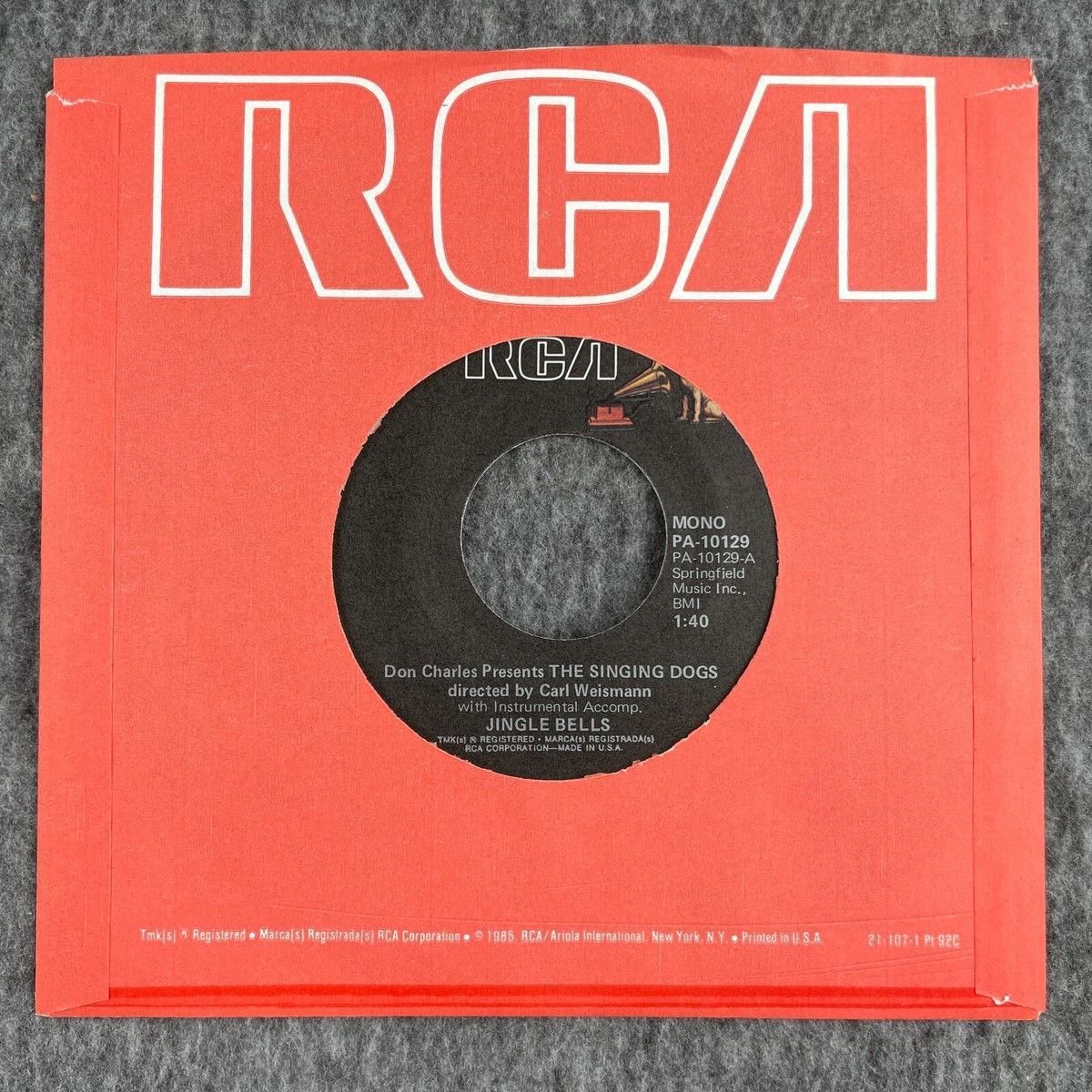 THE SINGING DOGS / DON CHARLES Jingle Bells / Oh! Susanna 45 RCA