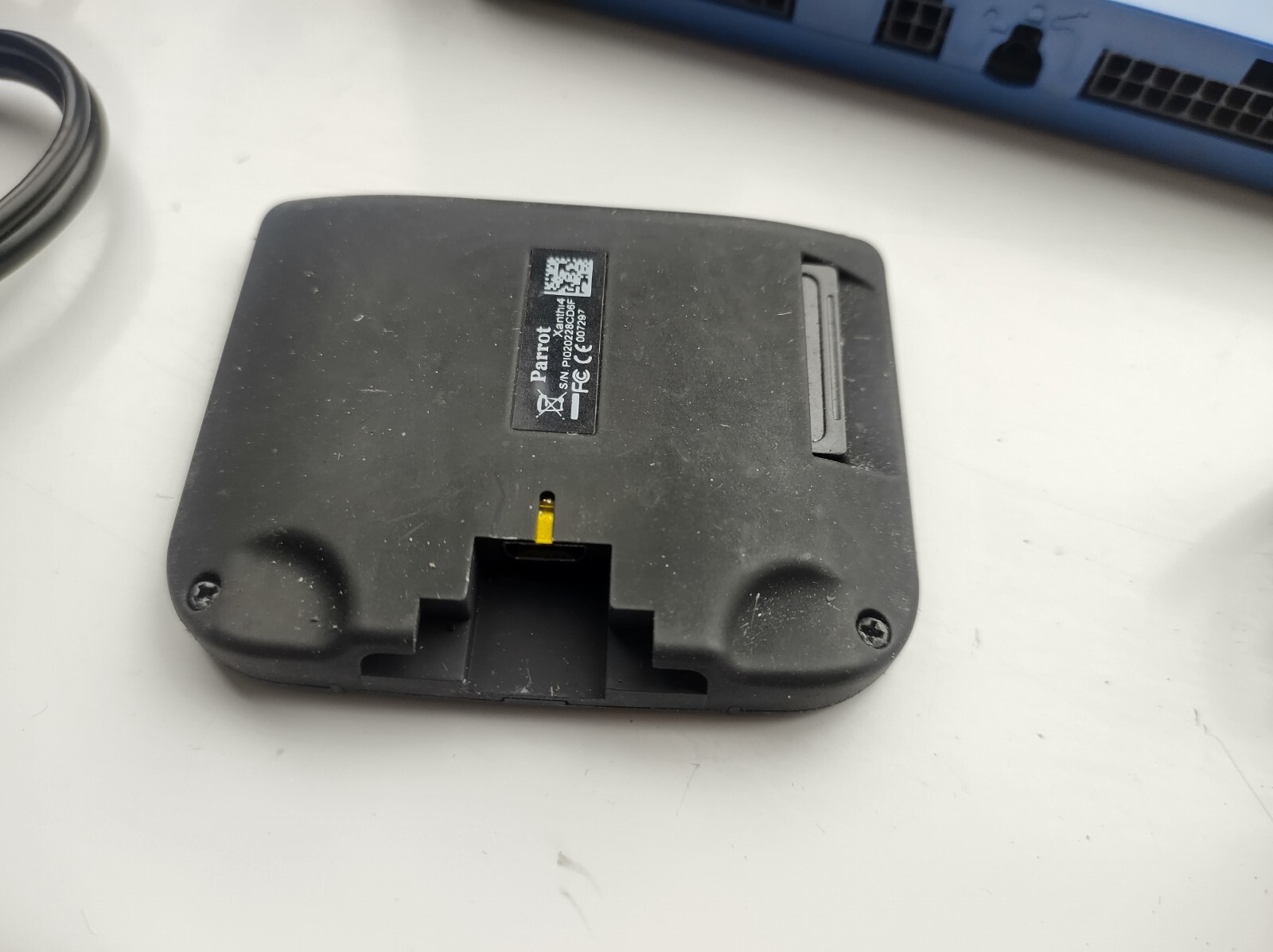 Music Streaming Parrot MKi9200 Bluetooth Hands Free Car Kit with LCD