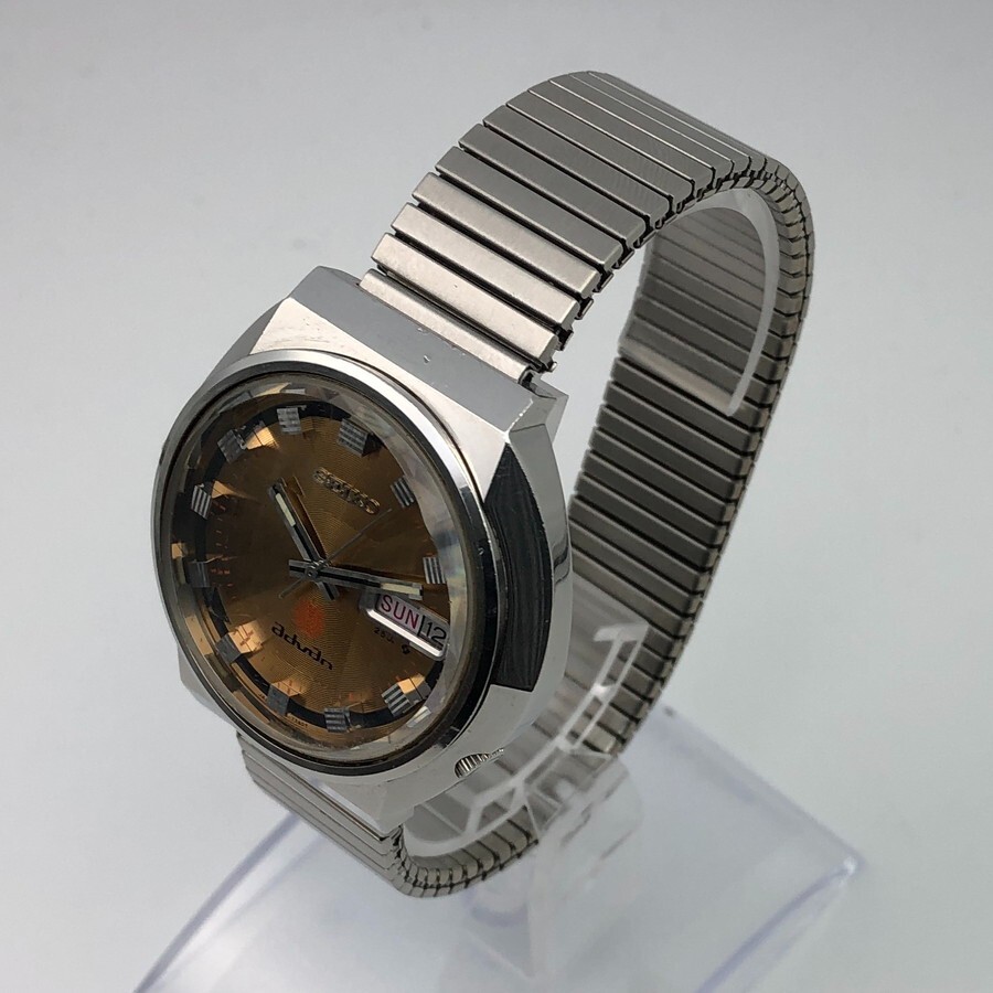 SEIKO Advan 6106-7570 ヴィンテージ 自動巻 Vintage 1972 SEIKO ADVAN 6106-7570 Cut glass 25J Automatic