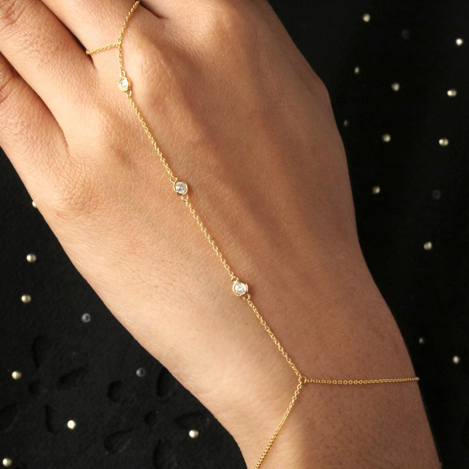 Pulsera de oro de 14 k con anillo lleno de esclavos de cadena delicada de diamantes Foto 4 de 4
