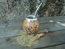 Mate Gourd Hand Carved Floral Design - Calabaza + Straw +Bonus Spoon Yerba Mate