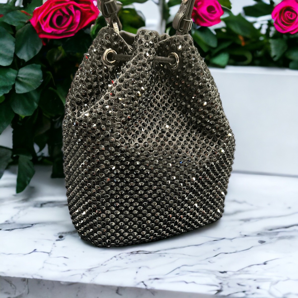 ショルダーバッグ・ポシェット PRADA EMBELLISHED SATIN MINI BUCKET BAG Mini embellished satin bucket bag in black - Prada | Mytheresa