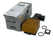 NEW PARKER 341L9504 VALVE