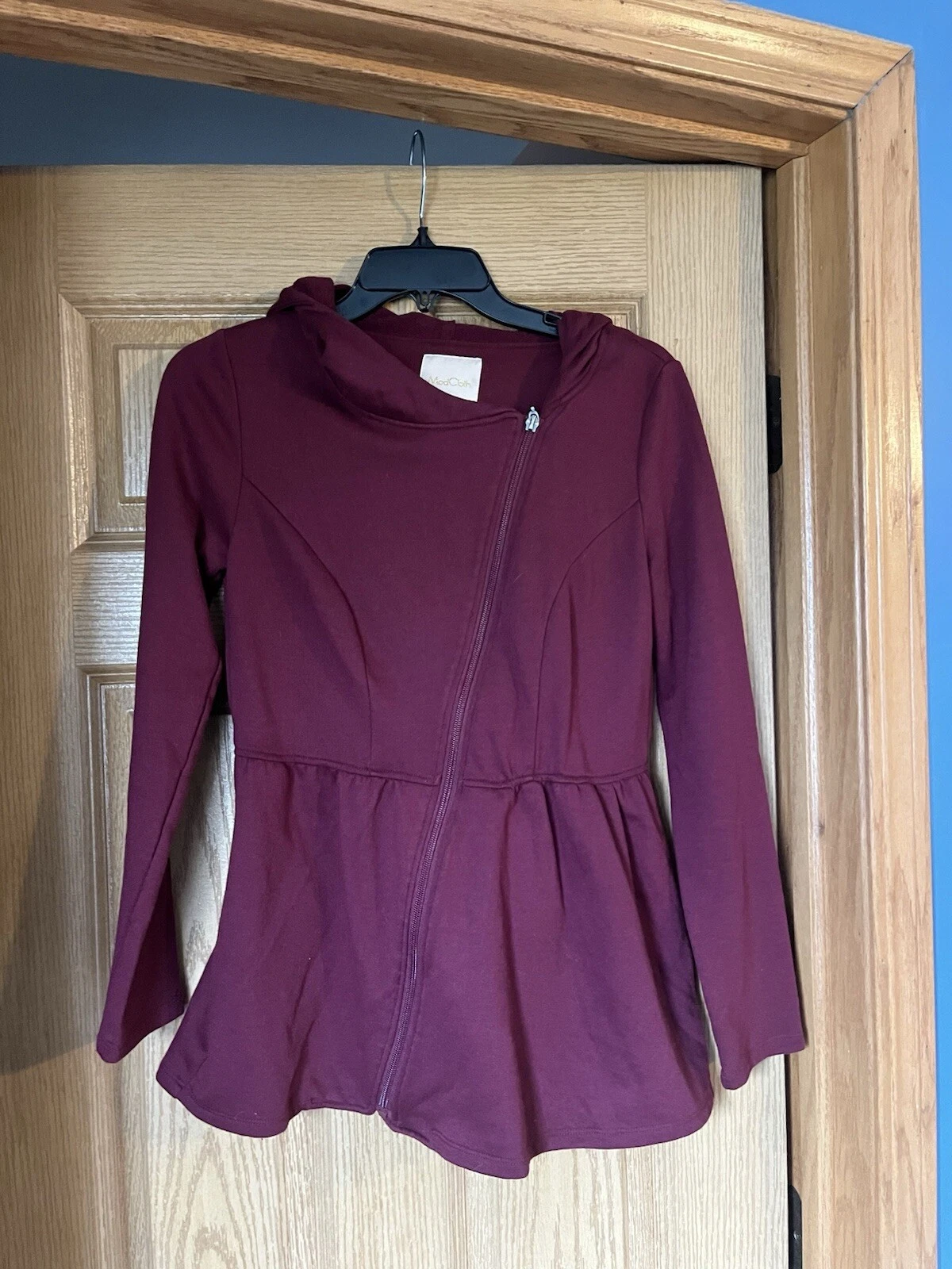 ModCloth Hoodie Women's S Burgundy Asymmetrical Zip Peplum Sweatshirt Jacket