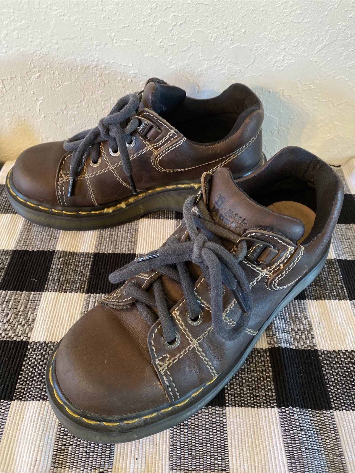 Dr. Martens shoes made in England women size 6 Gem