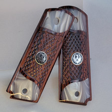 1911 Full Size Checkered Rosewood and Acrylic Pearl Grips with Black Ruger