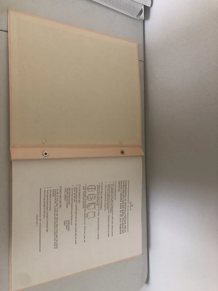 Álbum/libro de recortes vintage con sello limpio, oso “recuerdos especiales” melocotón  Foto 2 de 4