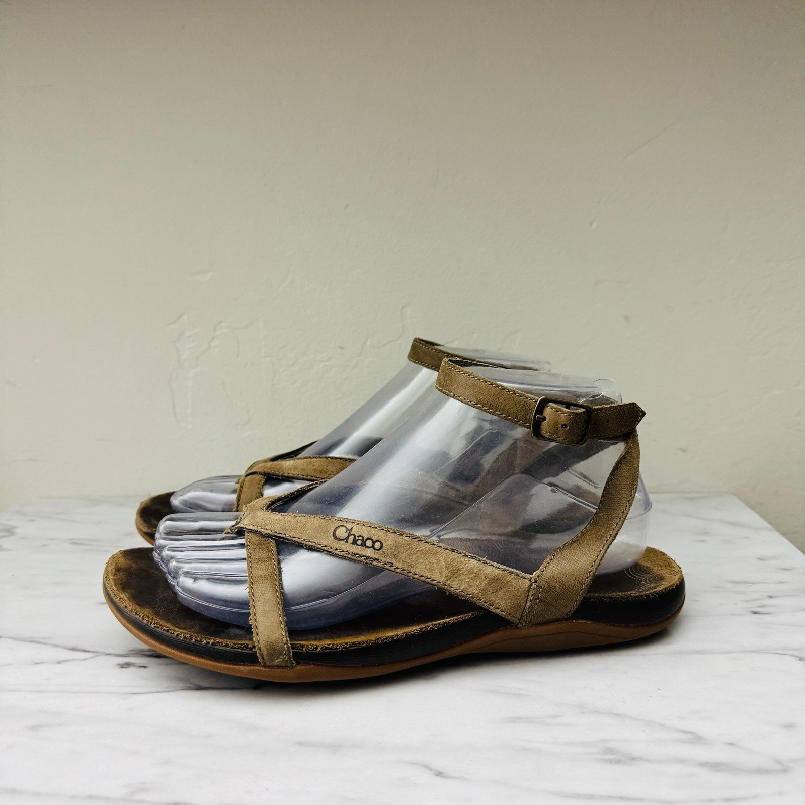 Chaco Sofia Brown Leather Flat Sandals Women’s Si… - image 1