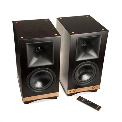 wireless monitor speakers