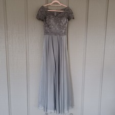 La Femme Mother Of Bride Gown Dress Size 2 Color Platinum Defect