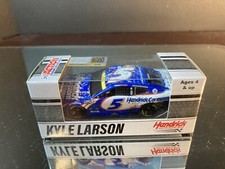 Kyle Larson 5 HENDRICKCARS.COM Phoenix Win 2021 Chevrolet Camaro 1:64 Lionel