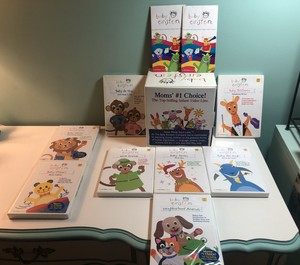 Disney Baby Einstein Dvd Set Of 8 Mozart Da Vinci Newton Beethoven Vangogh Santa Ebay Disney Baby Einstein Dvd Set Of 8 Mozart Da Vinci Newton Beethoven Vangogh Santa Ebay