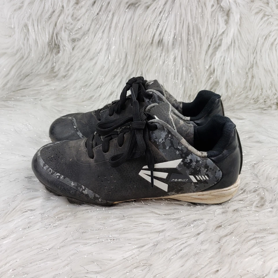 Botines de goma de béisbol negros EASTON Mako para jóvenes talla 4 Foto 2 de 4