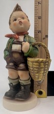 Goebel HUMMEL   TMK-6 VILLAGE BOY Figurine #51/0 crazing on base NO BOX