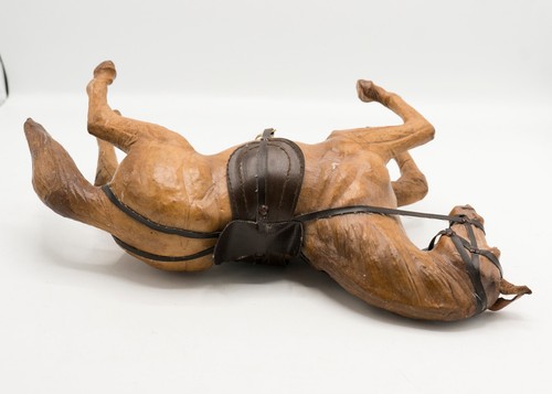 Statuina cavallo da allevamento marrone avvolto in pelle vintage con sella alta 14,5" LEGGI - Foto 13 di 13