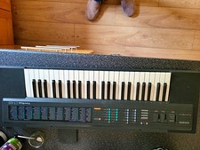 Casio CT-420 61-Key Electronic Keyboard Built-in Speaker Black w/ Box