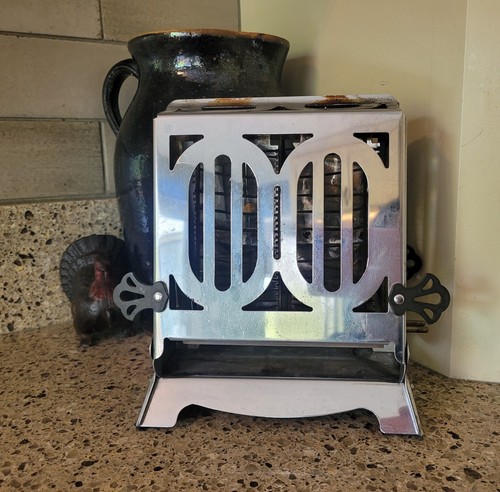 Antique/Vintage Westinghouse Turnover Toaster. Mansfield Ohio. Fun!