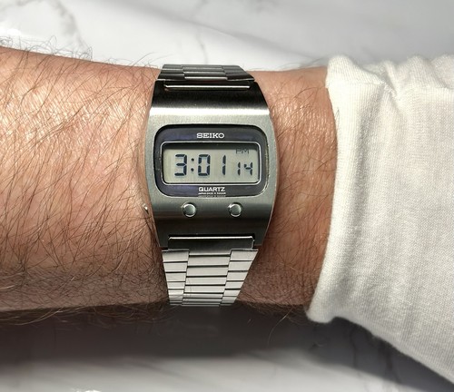 Vintage Seiko 0432-5001 Digital Quartz LC Stainless Steel Watch-Japan - Picture 3 of 15