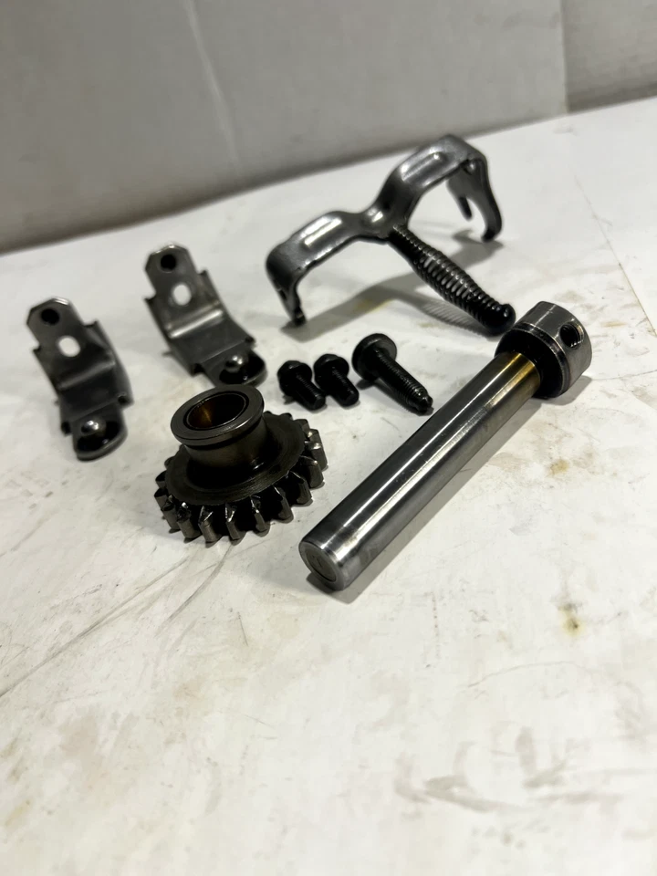 VW MANUAL TRANSMISSION 020/DFQ (MK3 2.0L) REVERSE IDLER ARM & PIECES KIT SET - Image 2 of 4