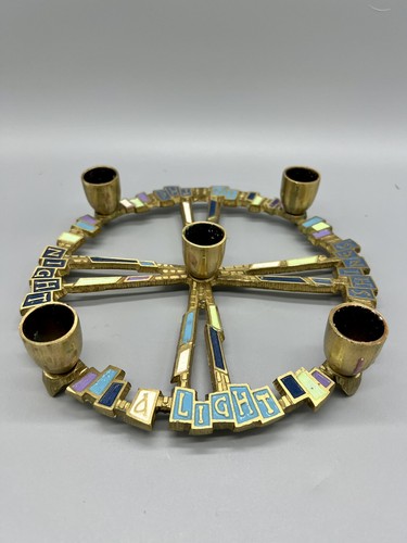 Terra Sancta Guild A Light Shines In The Night Brass Menorah 5 Candle Holder - 第 3/10 張圖片