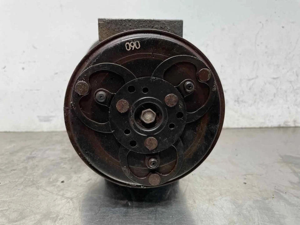 2001 VOLVO S60 A/C AIR CONDITIONING COMPRESSOR PUMP PULLEY FACTORY OEM - Image 2 of 4