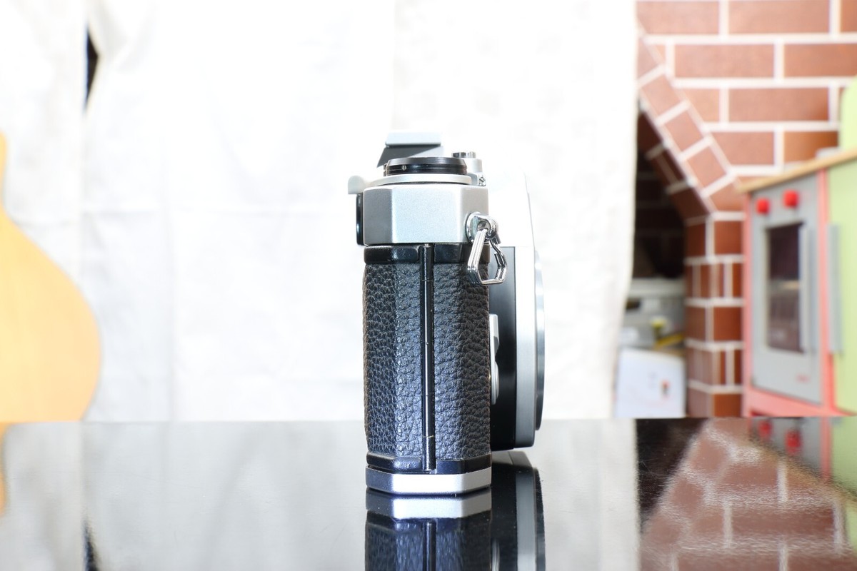 Pentax Spotmatic SPF Film Camera SMC Takumar 28mm F3.5 MF Pentax Spotmatic SPF Film Camera SMC Takumar 28mm F3.5 MF