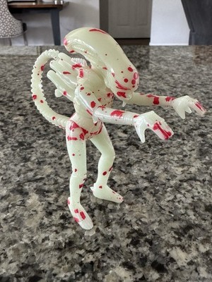 2018 ReAction Super 7 Alien Xenomorph Blind Box Wave 2 Blood Moon