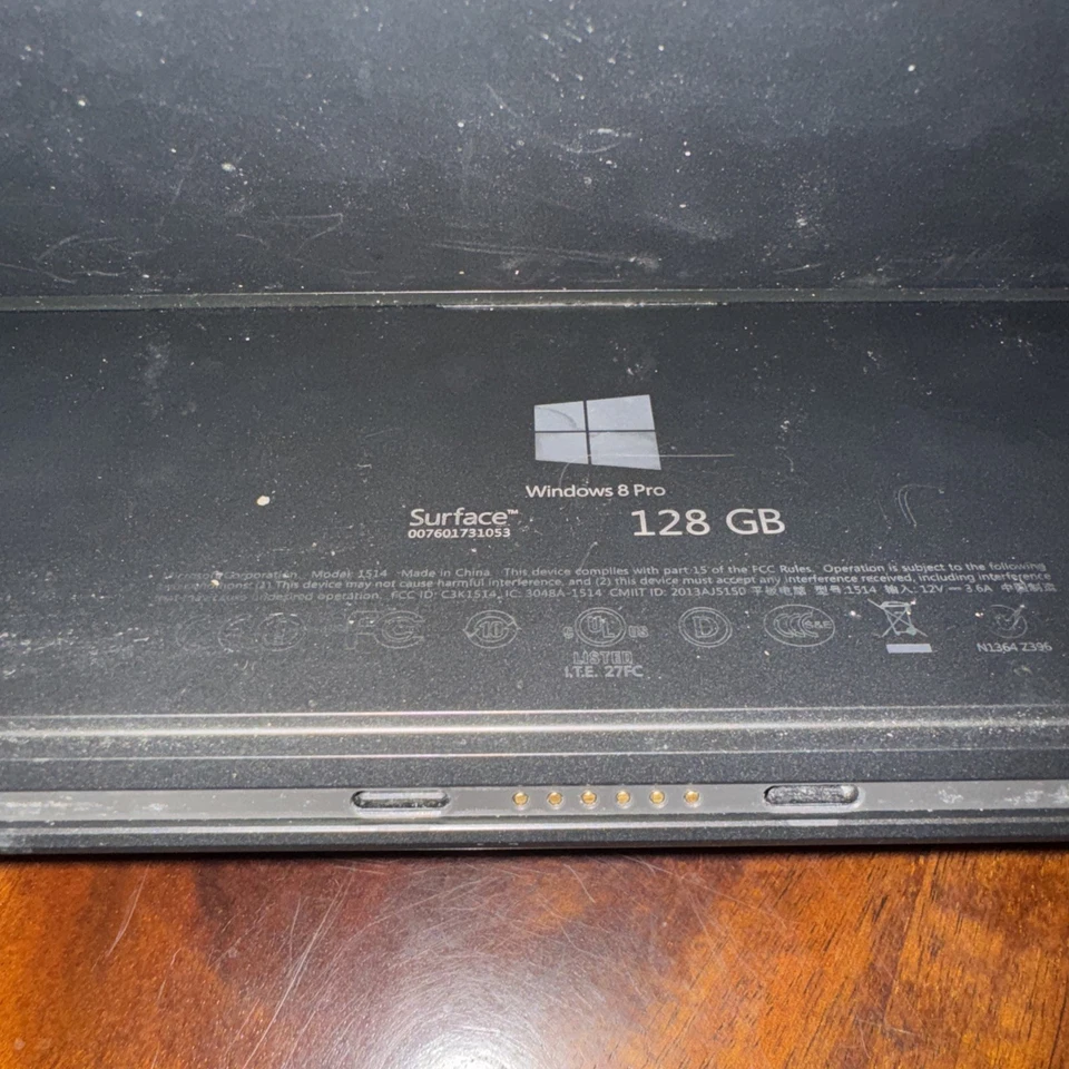 Microsoft Surface PRO Windows 8 Pro 128 GB w/ Docking For Parts As Is - No Login - Image 4 of 4