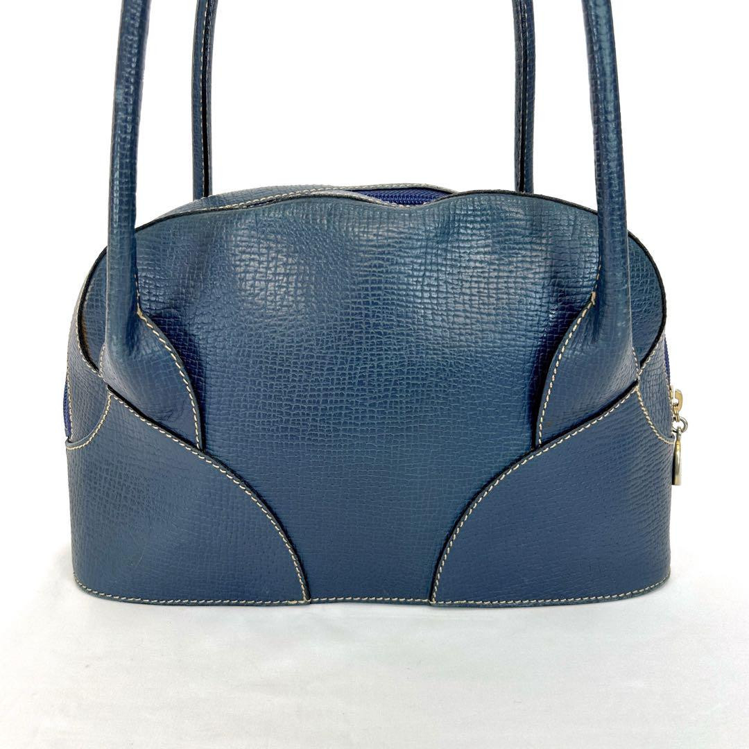 LOEWE Top Handle Bag in Grained Leather, Navy 37 Authentic LOEWE Top Handle Bag in Grained Leather, Navy 37 Authentic