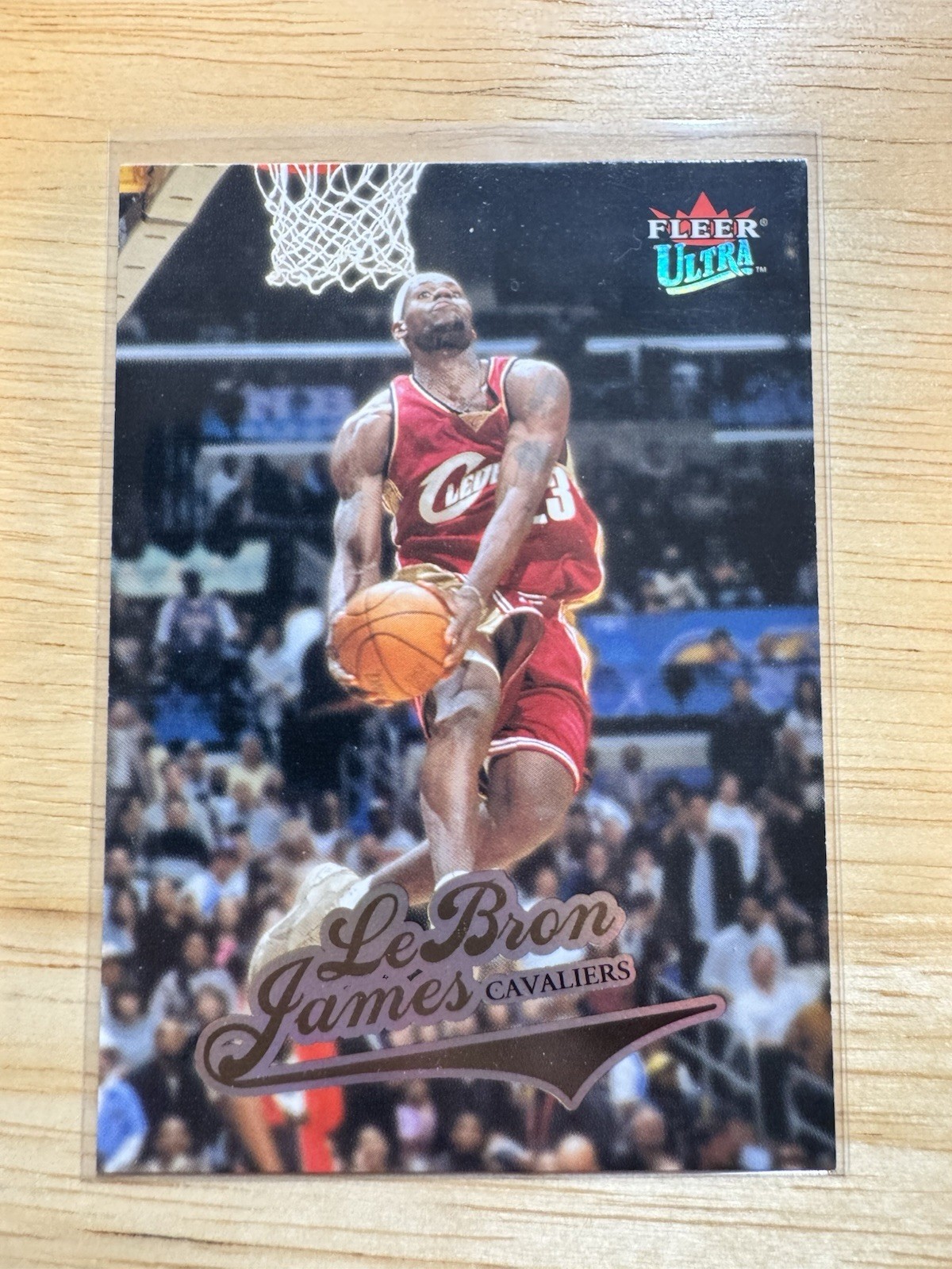 Fleer Ultra 2004-05 LeBron James #114 Cleveland Cavaliers Basketball Card