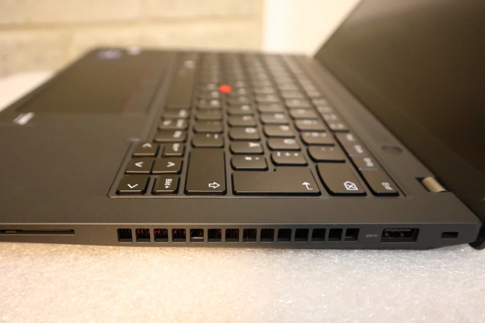 Lenovo ThinkPad T14 G3 · i7-1260P · 48GB · 4TB, Foto 2 von 5