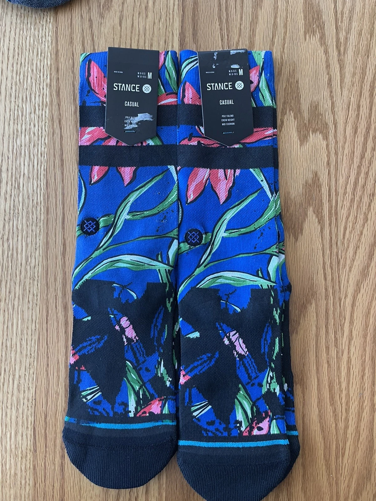 Stance Waipoua ST Blue Floral Hawaii Casual Crew Socks Poly Blend Size Med