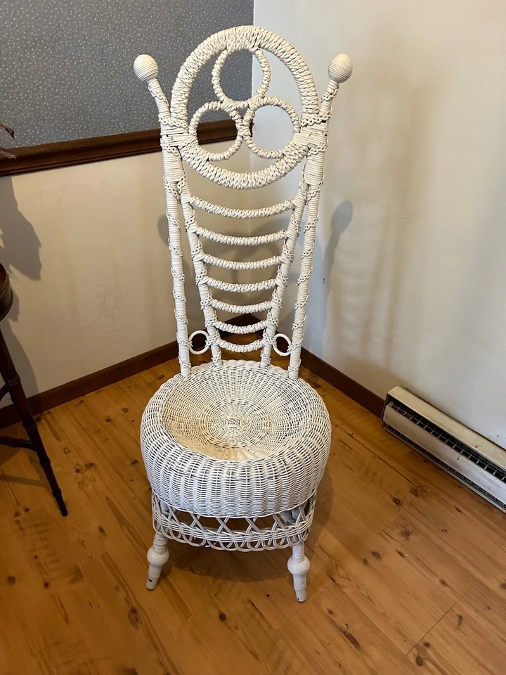 Rare 19th Century French Victorian Boudior Wicker Chair - Image 4 of 4