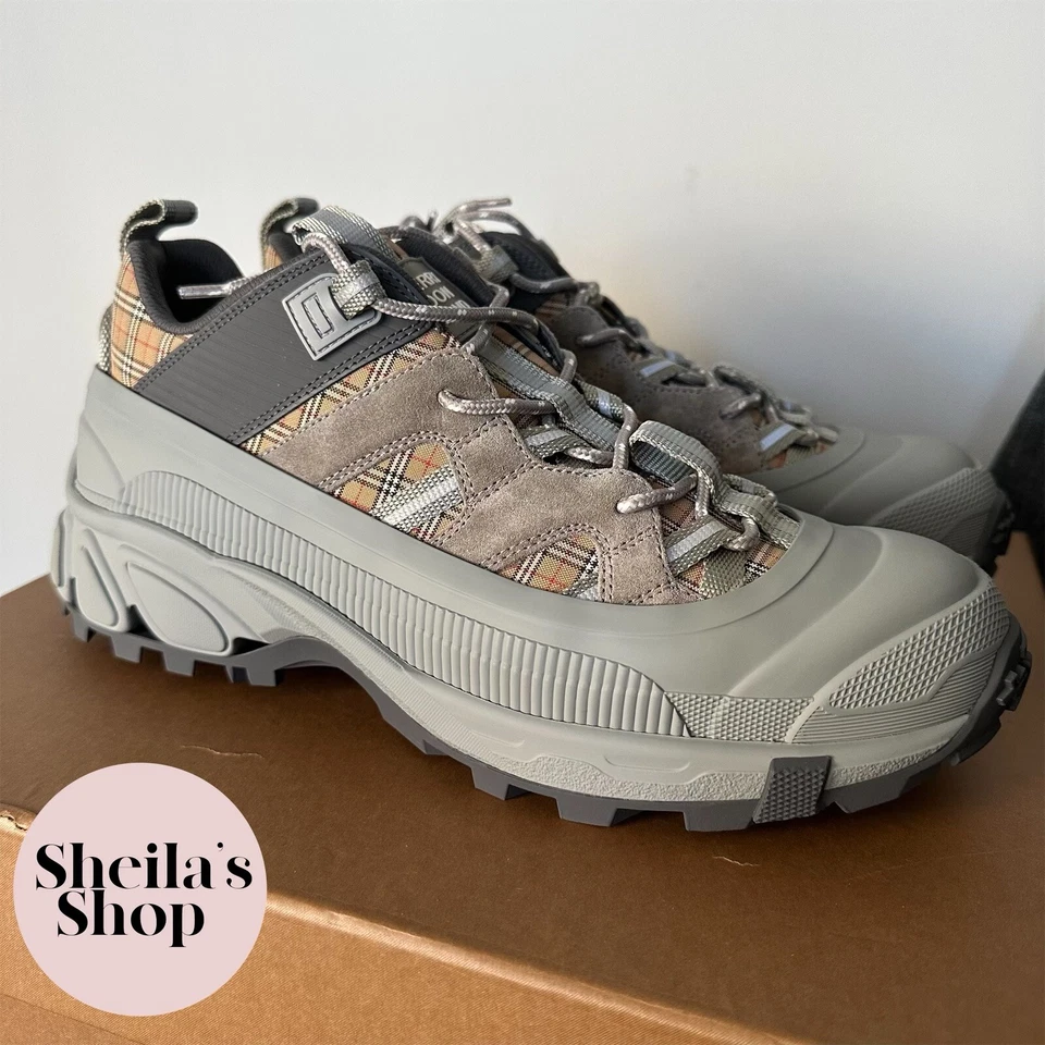 毎日続々入荷新品 Burberry Arthur Check Sneakers 42 スニーカー | hh2.hu