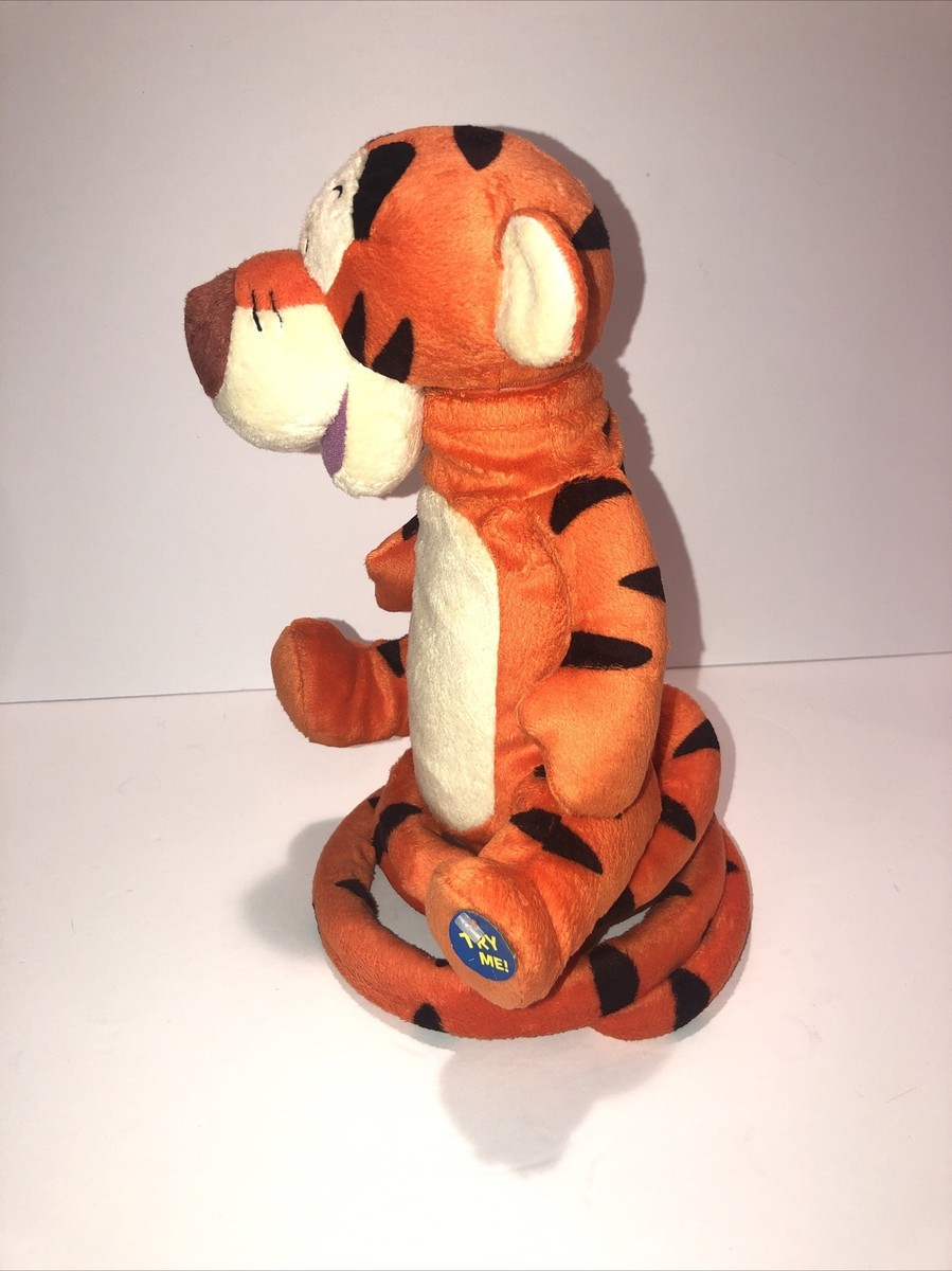 tiggerさん返金 Fisher Price Disney Turbo Tail Tigger Bounces Sings Talks