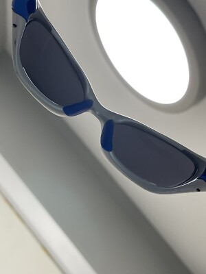 Vintage Rare OAKLEY Valve 1.0 Silver Ice Iridium Sunglasses Vintage Rare OAKLEY Valve 1.0 Silver Ice Iridium Sunglasses