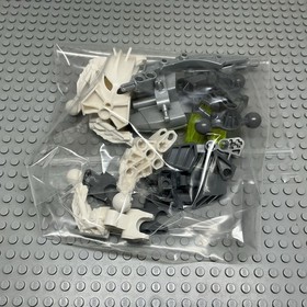 LEGO Bionicle Matoran of Light 8945 Solek Set Complete