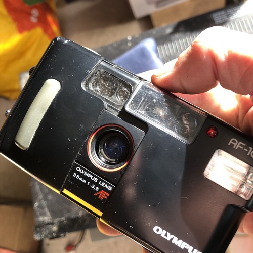 Olympus AF-10 fotocamera vintage pellicola 35 mm punta e scatta in custodia - Foto 4 di 6