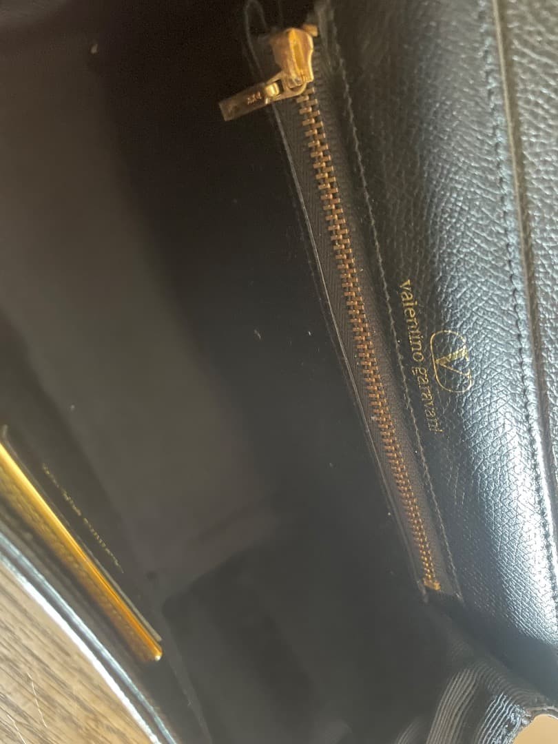 Valentino Garavani Vintage Leather Tassel Flap Shoulder Bag Black Excellent Jap thumbnail 9