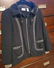 ZENERGY CHICO'S ACTIVEWEAR JACKET SZ 1 8-10 BLACK ZIP POCKETS