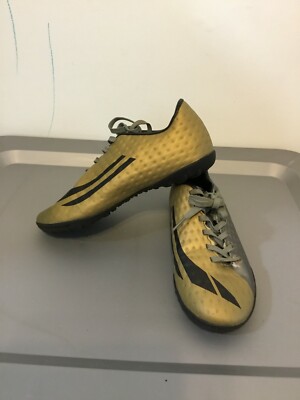 Response Men s Gray / Golden Laced Indoor Football Sneakers Size 6.5  